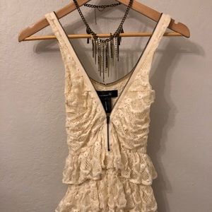 Sexy cute Isabel maranta lace top